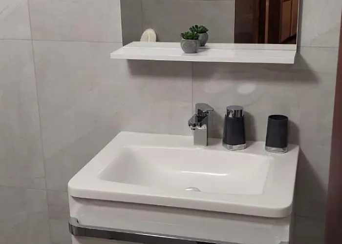 Kleines Gaestehaus In Guter Lage * Pula